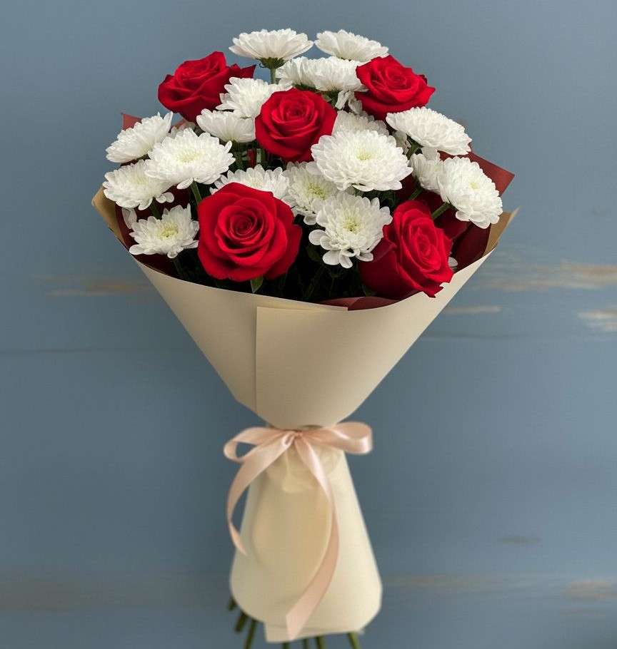 Букет цветов из: Розы и Хризантемы в Шаховской