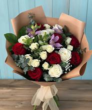Букет цветов из:  Розы и Альстромерии в Шаховской
