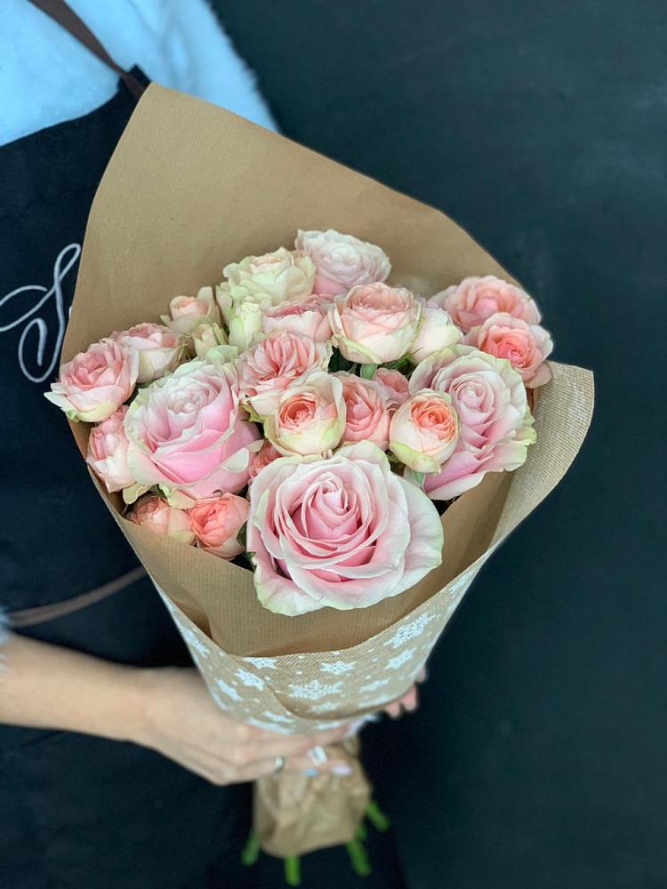 Букет цветов из: Хризантемы и Розы в Шаховской