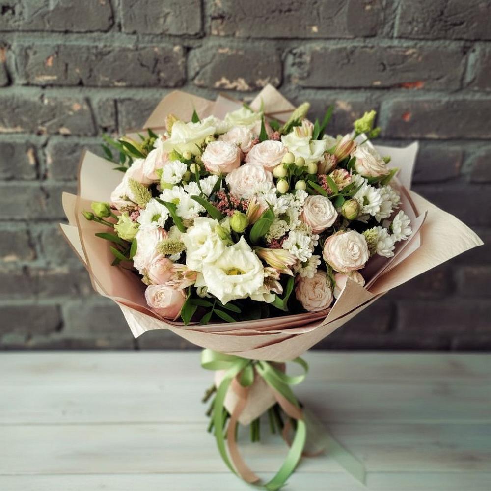 Букет цветов из: Альстромерии, Розы и Хризантемы в Шаховской