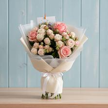Букет цветов из:  Розы в Шаховской