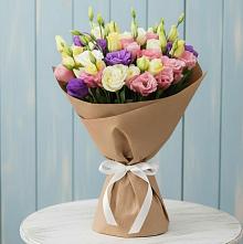 Букет цветов из:  Лизиантусы в Шаховской